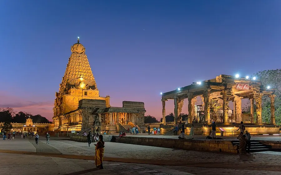 Brihadeeswarar Temple, Thanjavur, lit up at dusk